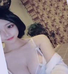 亚洲欧美v国产一区二区,国产精品人成在线播放